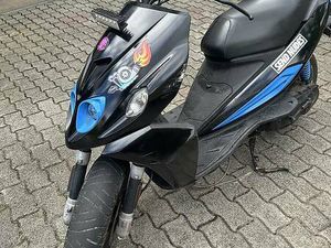 VENDO PHANTOM F12 RAFFREDDADRO A LIQUIDO PIÙ PEZZI CANTON TESSIN -