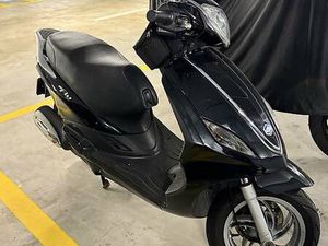 PIAGGIO FLY 125 (WENIG KM) CANTON ZURICH -