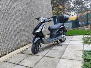 PIAGGIO FLY CANTON FRIBOURG -