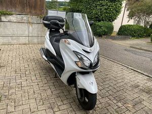 YAMAHA YP 400 MAJESTY TOP GEPFLEGT FRISCH AB MFK!!! CANTON ARGOVIE -