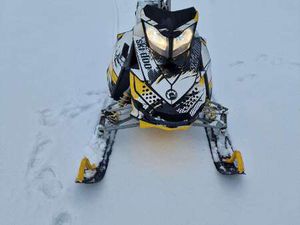 SKI DOO MXZ 800 CC, SNOWMOBILES