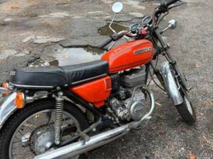 1974 SUZUKI GT185
