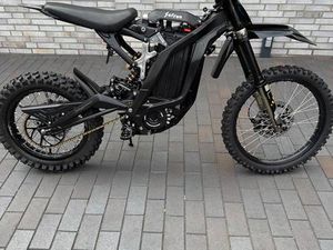 SUR-RON LIGHT BEE X TOP ZUSTAND 1.HAND L1E STRASSENZULASSUNG