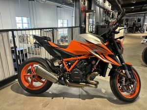 KTM 1290 SUPER DUKE R 2023