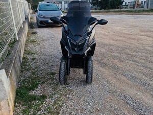 KYMCO CV3 A VENDRE 9000 EURO