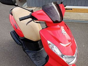 SCOOTER PEUGEOT KISBEE