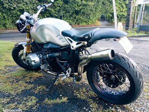 BMW R NINE T