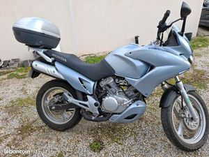 HONDA 125 VARADERO 4800 KMS