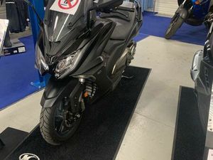 AK 550 KYMCO