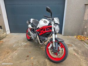 DUCATI MONSTER 696+ ABS A2