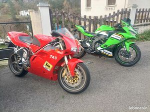 DUCATI 748 S