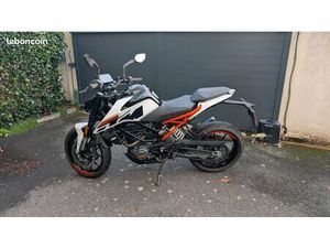 KTM DUKE 125