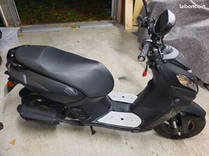 SCOOTER PEUGEOT STREET ZONE 50 CM3