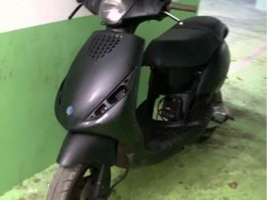 SCOOTER PIAGGIO ZIP 2T