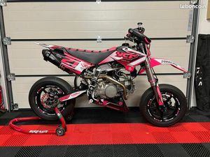 YCF PILOT 150 SM – MINI SUPERMOTARD PRÉPARÉ CIRCUIT