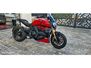DUCATI DIAVEL 1260 S ROUGE