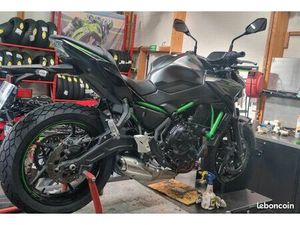KAWASAKI Z650 – MODÈLE 2023 – A2 – 8 367 KM – TRÈS BON ÉTAT