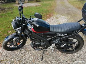 YAMAHA XSR 125
