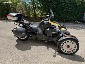 CAN AM RYKER 900 RALLY