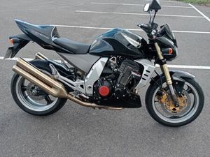Z1000