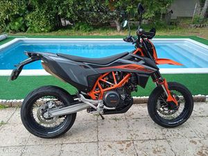 KTM 690 SMCR