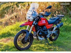 MOTO GUZZI V85TT SUPER ÉQUIPÉE PARFAIT ÉTAT 23000 KM