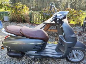 SCOOTER PEUGEOT 50 CC DJANGO 2018
