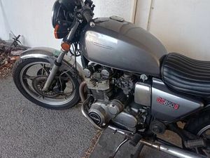 SUZUKI GN 850