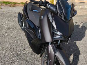 YAMAHA XMAX TECH MAX 125 CC