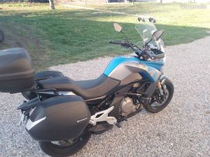 CF MOTO 650 MT BRIDÉE