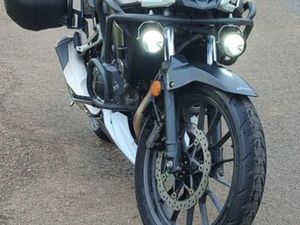 HONDA CB 500 X + BAGAGERIE SHAD