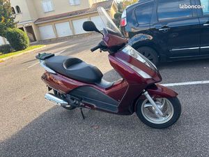 HONDA PANTHÉON125 CC 4T INJECTION