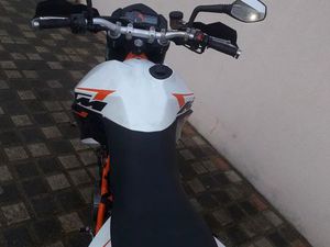 KTM 990 SMR (ÉCHANGE POSSIBLE )