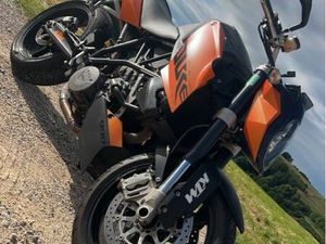 990 SUPERDUKE