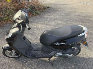 PEUGEOT KISBEE / 2017 / 28439KLM / PAPIER OK