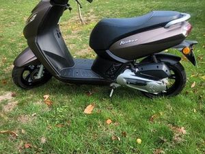 SCOOTER PEUGEOT KISBEE