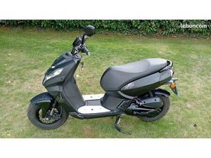 SCOOTER PEUGEOT STREETZONE