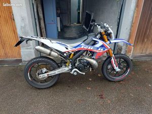 RIEJU MRT PRO 50 SM E5 BLEU