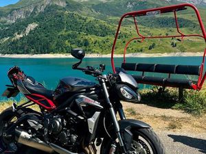 TRIUMPH STREET TRIPLE 765 RS