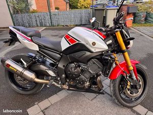 YAMAHA FZ8 WGP 50ÈME ANNIVERSAIRE