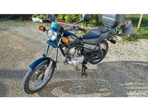 YAMAHA 125 SR