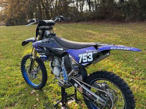 125 YZ