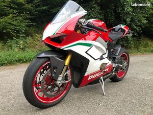 DUCATI V4 SPÉCIALE