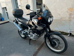 HONDA 750 AFRICA TWIN RD07A