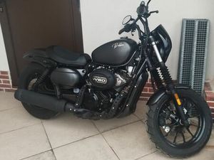 HYOSUNG GV 125 BOBBER