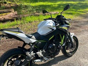 KAWASAKI Z650
