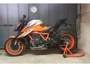 KTM 1290 SUPER DUKE R V3