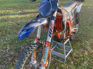 VEND 250 SXF 2010