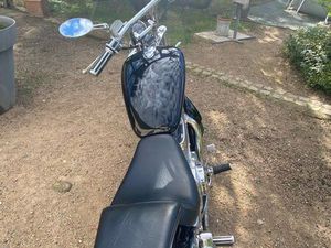 MOTO SUZUKI 800 INTRUDER