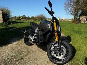 DUCATI DIAVEL 1260 S – ÉTAT IMPECCABLE